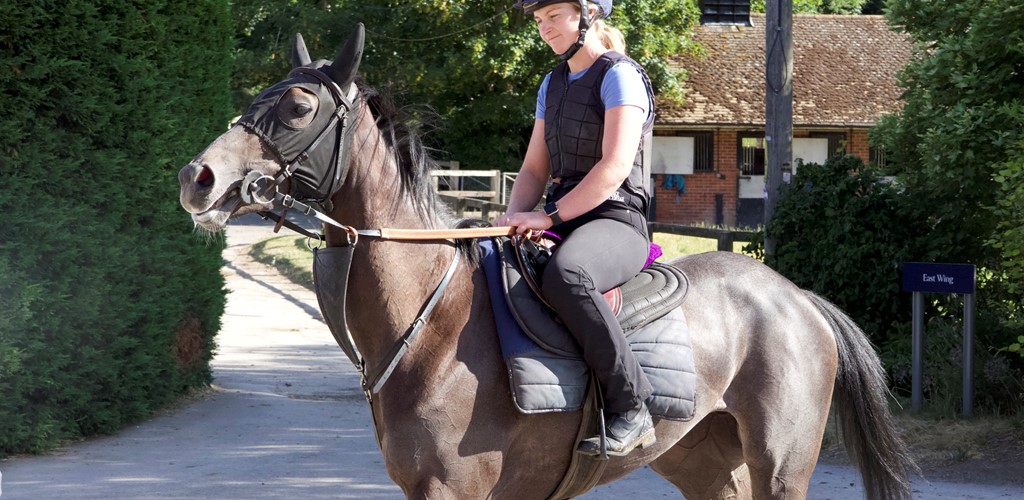 Sukanya Shines on Debut Victory at Newbury
